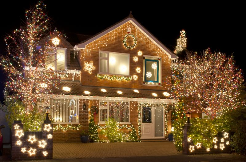 Seasonal Lights Installation in Kansas City, KS